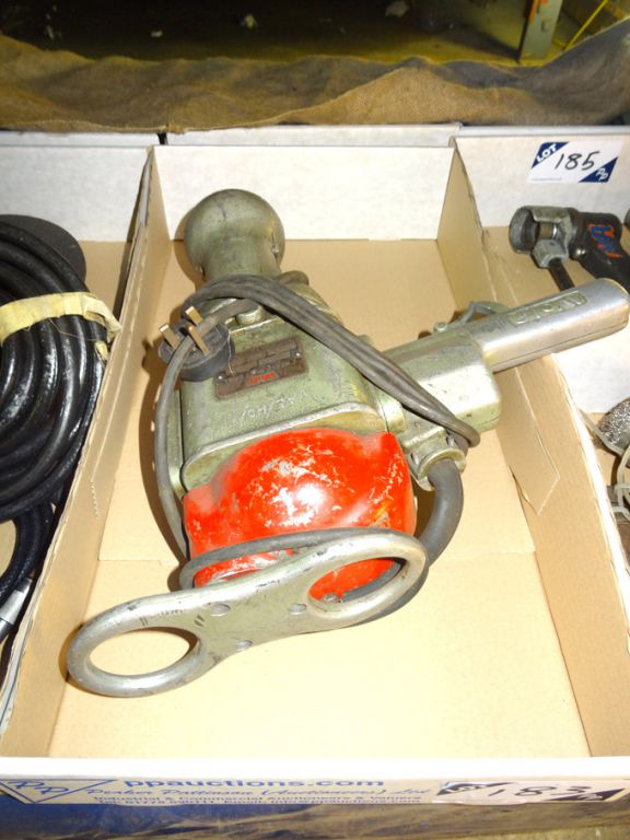 Wolf heavy duty drill, 240v - lot located at: PP S...