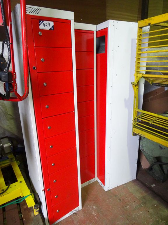 3x grey / red metal lockers - lot located at: PP S...