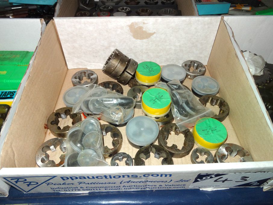 50x Presto metric dies to 30mm approx (unused) - l...