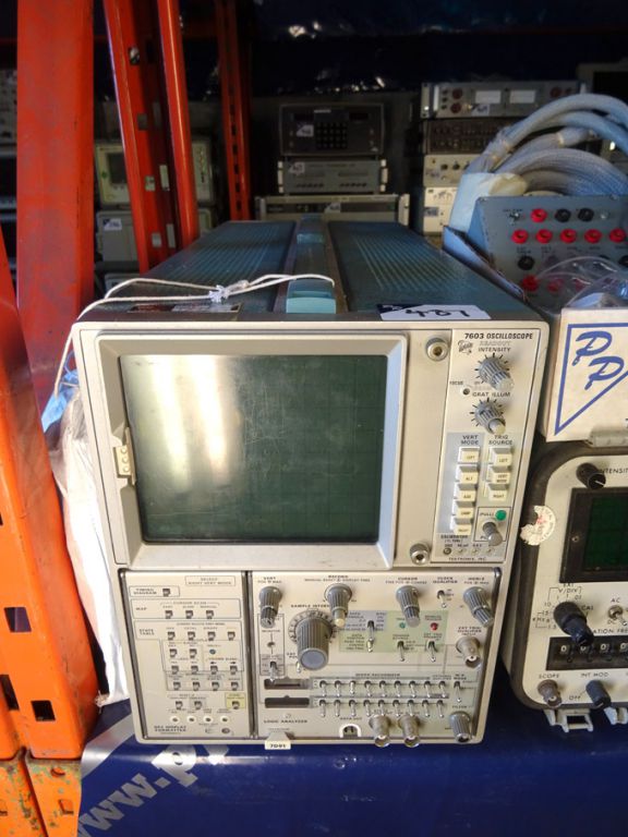 Tektronix 7603 oscilloscope inc: DF2 display forma...