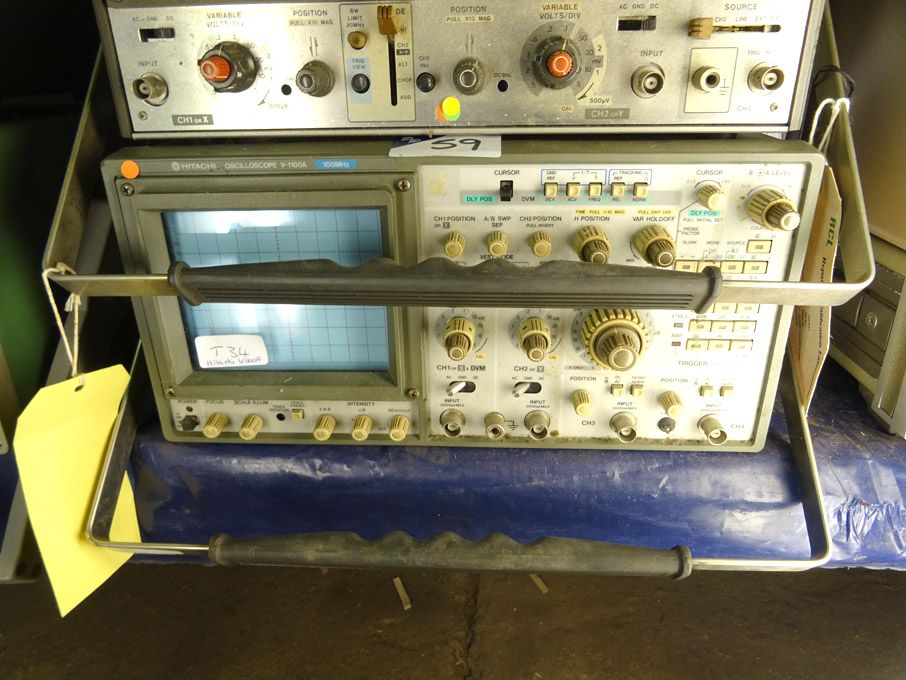 Hitachi V-1100A oscilloscope, 100MHz - lot located...