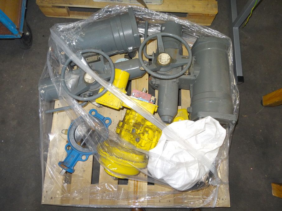 Qty Rotor valves on pallet - lot located at: Bosco...