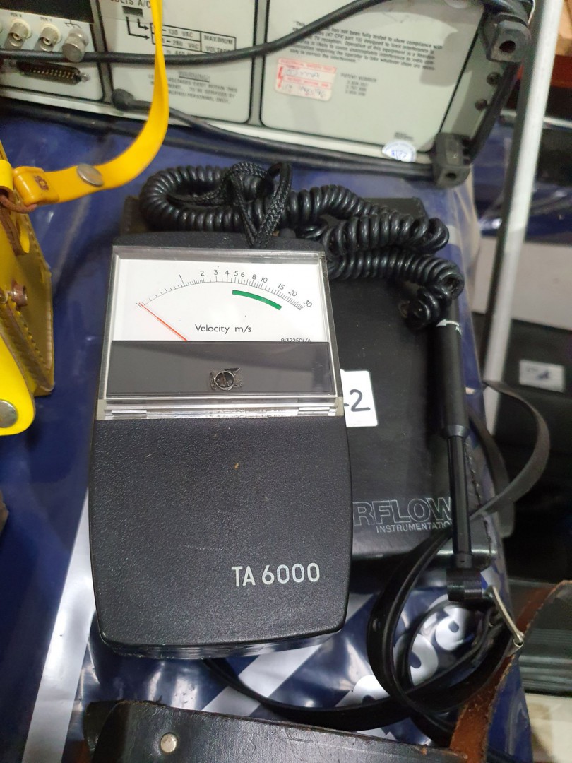 Airflow TA6000 anemometer in black case (X125)