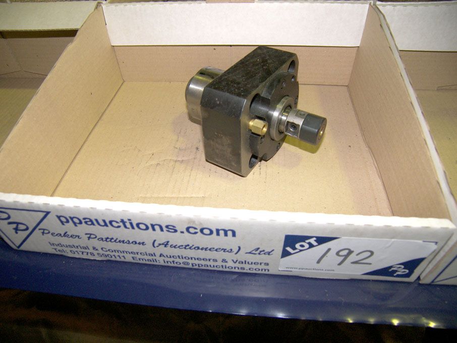 T32071A01 live tool holder, 32mm 'T' drive - Lot l...