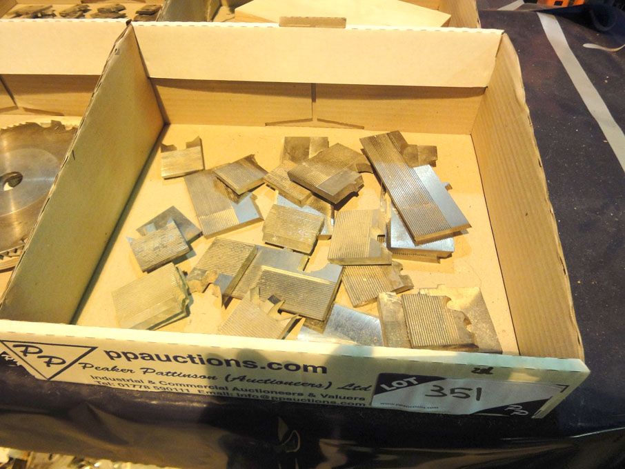 4x wood drill bits & plug cutters, 15, 20, 25 & 30...