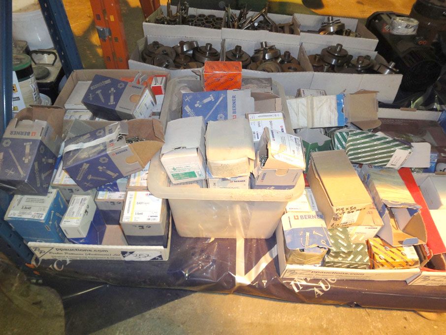 Large Qty woodscrews, hinges, kitchen fittings etc...