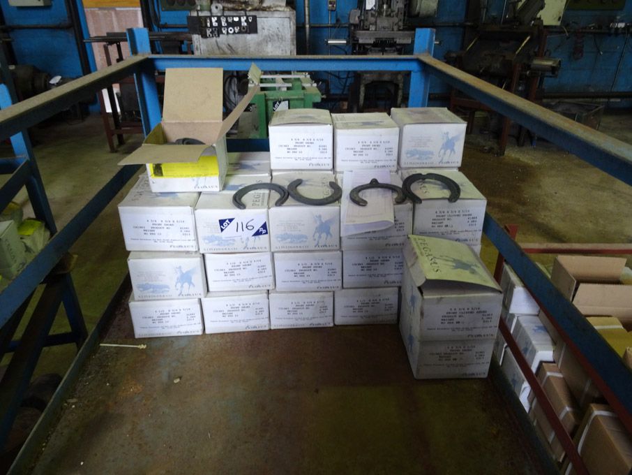 473 pairs approx horseshoes inc: 10pr - 4 1/2 x 3/...