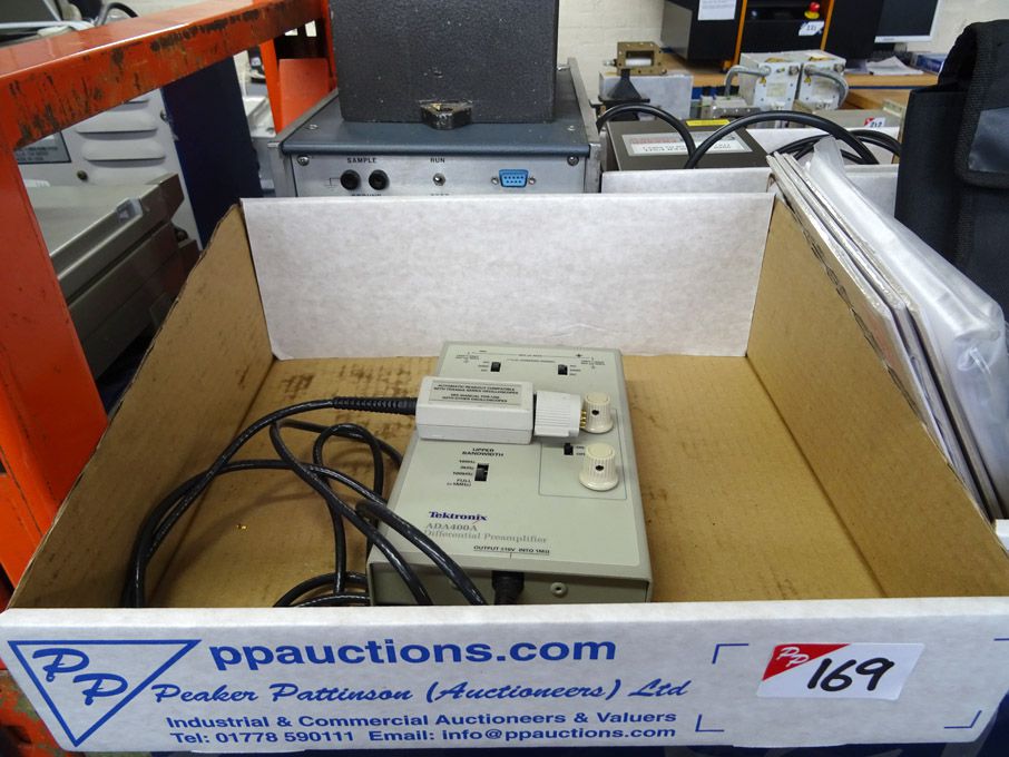 Tektronix ADA400A differential preamplifier