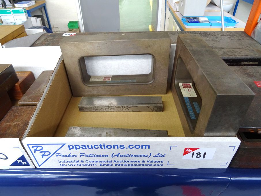 2x various parallel sets, levelling square