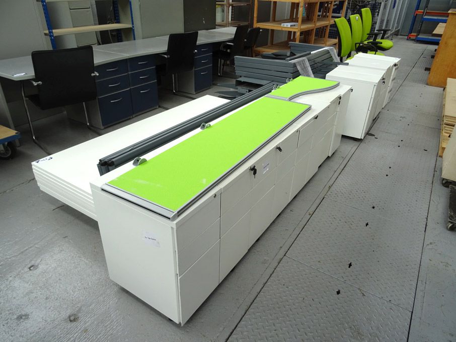 8x white office desks, 2000x800mm, 13x metal pedes...