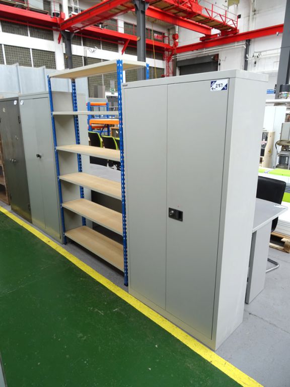 2x grey 2 door metal storage cupboards, 910x1800x4...