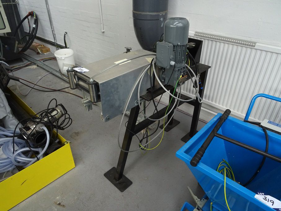 Superwinch electric powered winch on fixture
