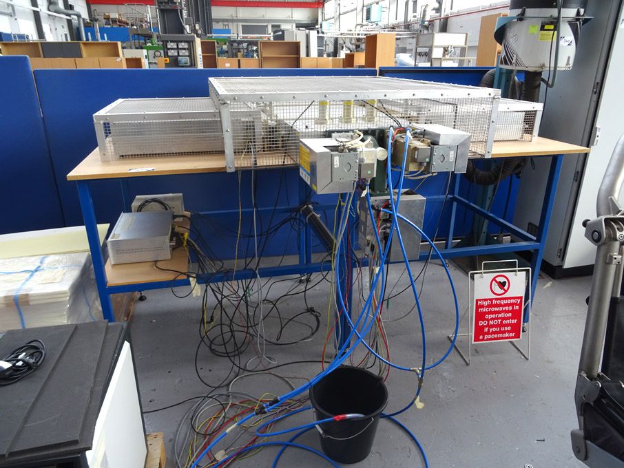 Microwave plastic sheet pre heat for vacuum former...