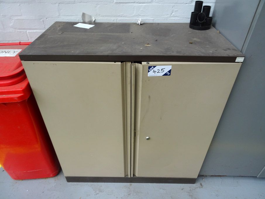 2 door metal storage cupboard, 950x490x1020mm high...