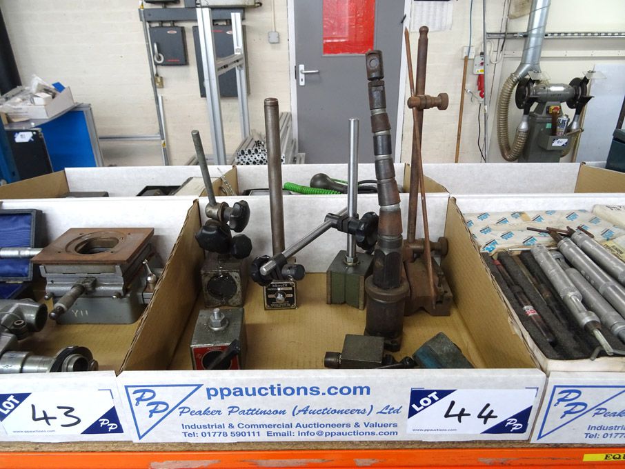 Qty various Mercer, Kennedy etc clock stand / magn...