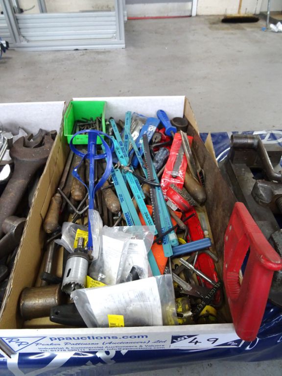 Qty Allen Keys, hole saws, files, hacksaw blades e...