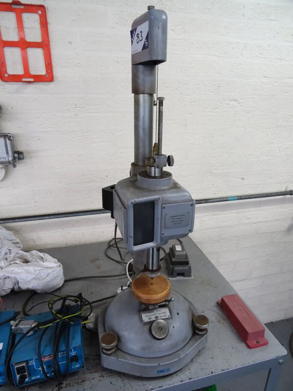 Hilger & Watts Microptic measuring machine, 240v