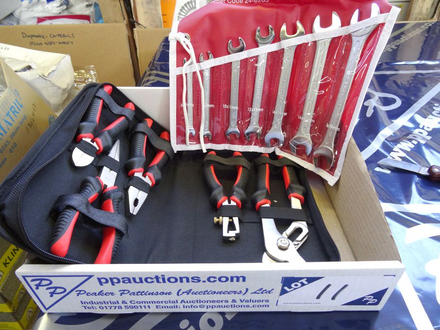 5 piece plier set & 7 piece spanner set - (package...