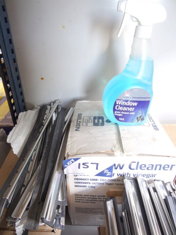 Box Belden trigger spray window cleaner, 3x boxes...