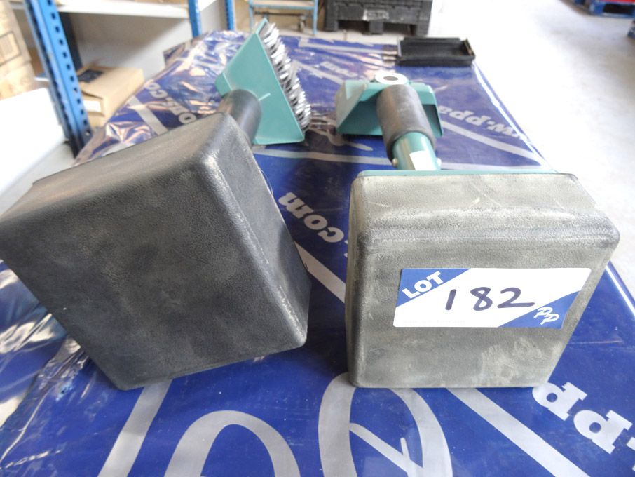 2x Contractor 1st carpet knee kicker, adjustable d...