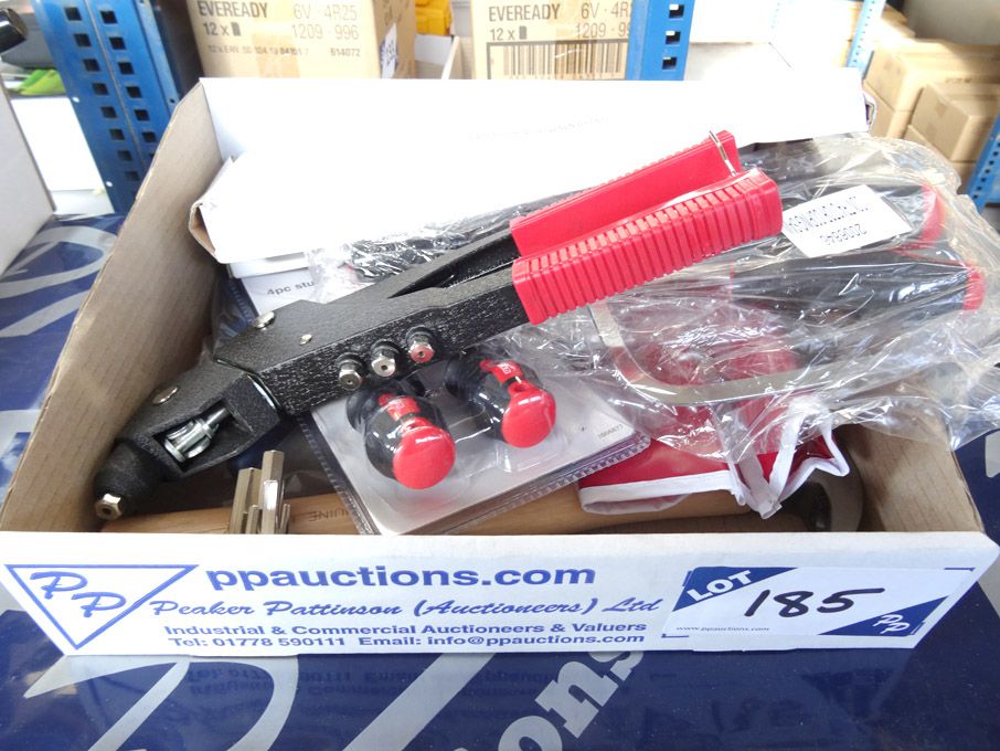 Qty various Roebuck etc tools inc: Allen keys, spa...