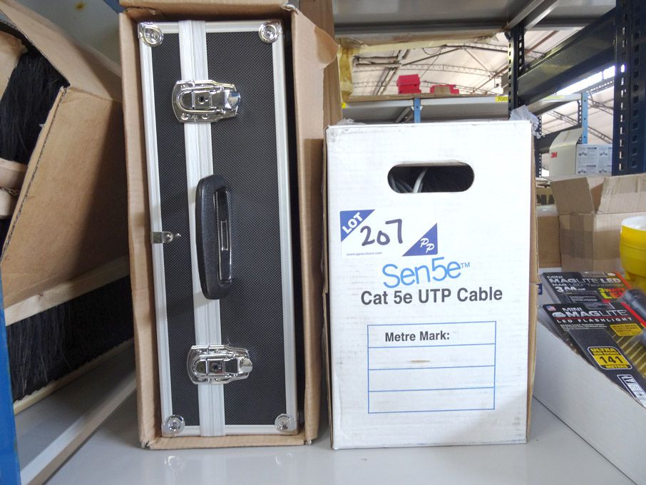 Electricians carry case & CAT5E UTP cable reel - (...