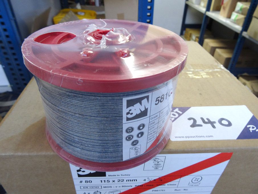 2x boxes 3M 581C sanding discs, 115x22mm, 13300rpm...