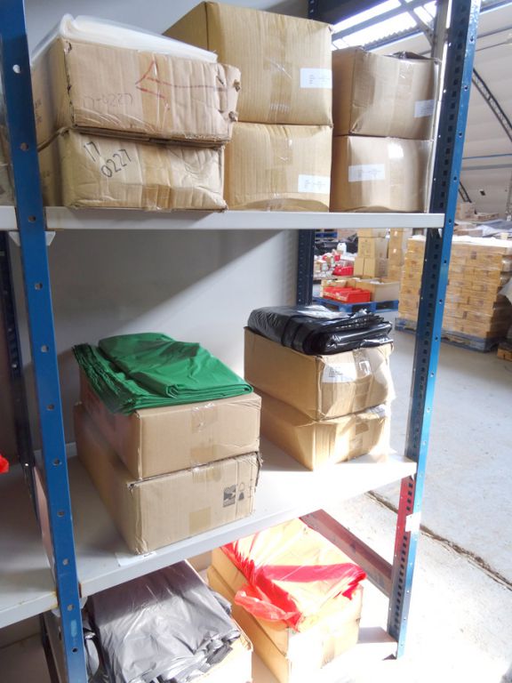 Qty various sized heavy duty refuse bags & zipper...