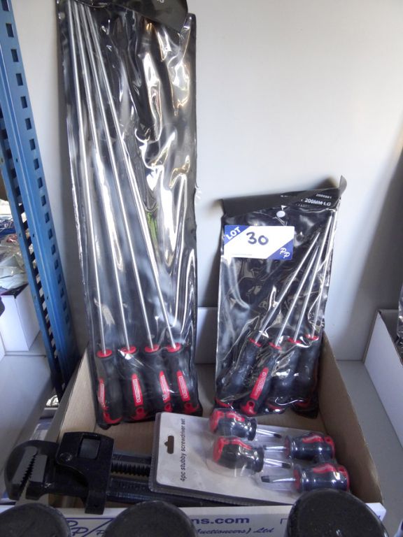 18" Monkey wrench, 4 piece stubby screwdriver set,...
