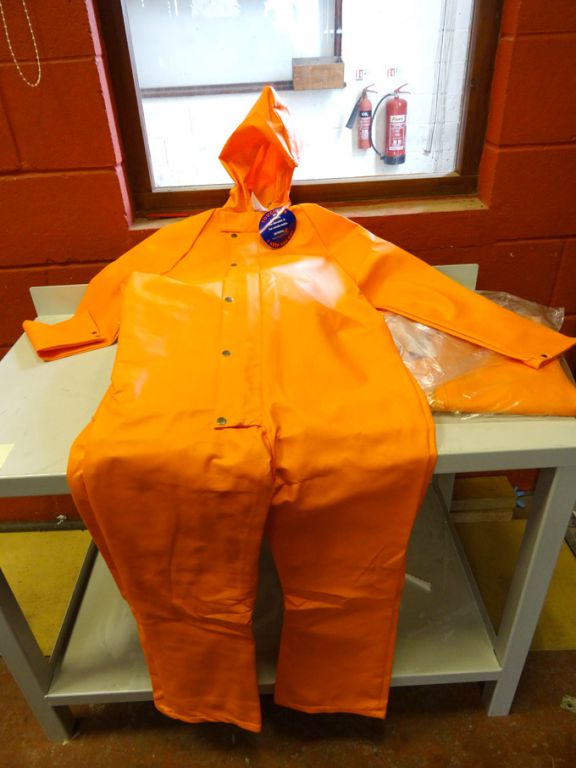 Qty various Dritex large orange overalls & large n...