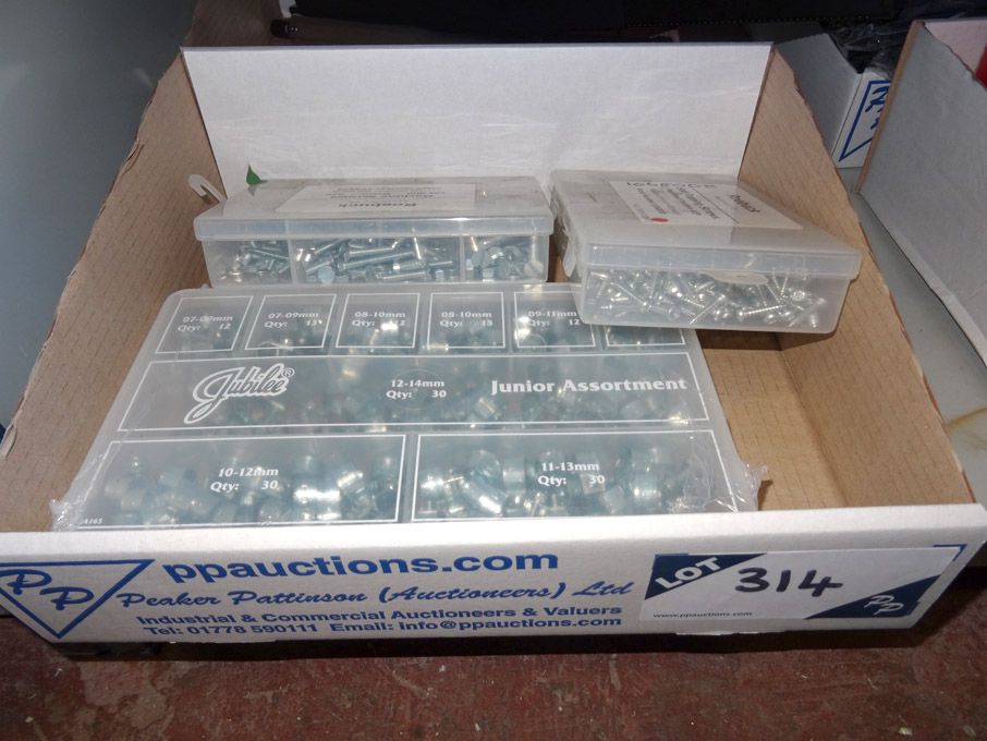 Qty various Roebuck etc machine screws, self tapp...