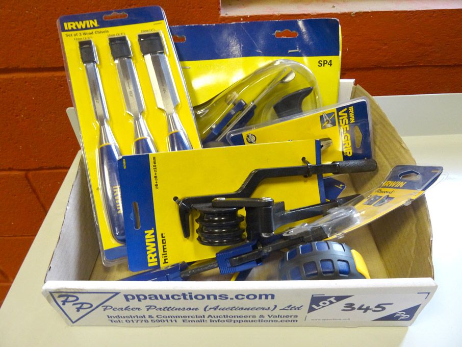 Qty various Irwin tools inc: tape measure, chisels...