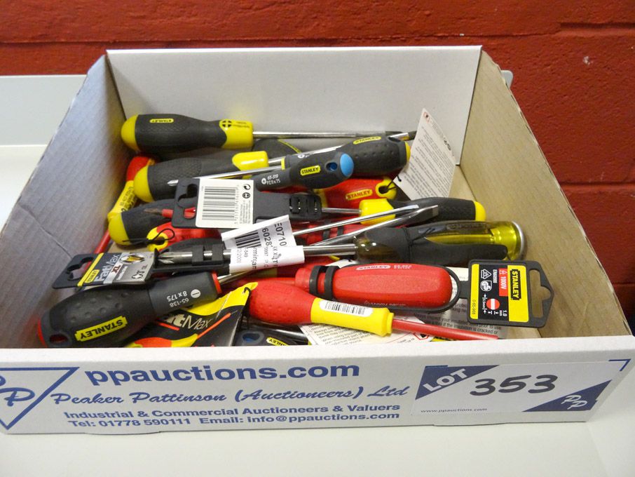 Qty various Stanley screwdrivers - (packaged & unu...