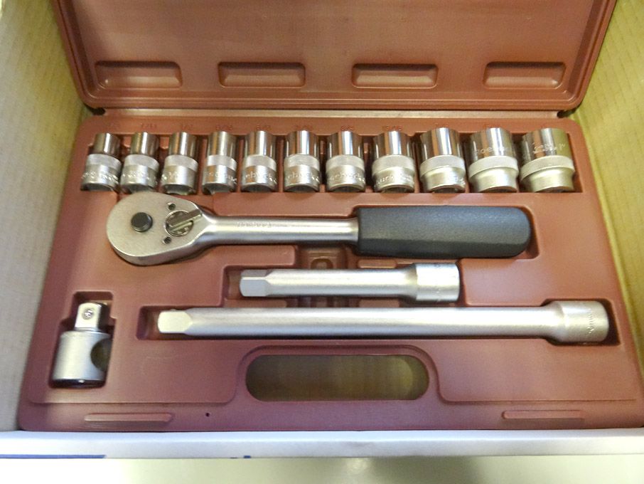 Roebuck 15 piece imperial 1/2" drive socket set to...