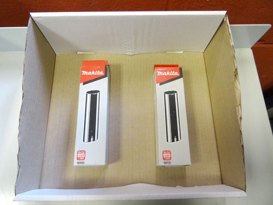 2x Makita 9000 series 9.6v batteries, 1.3Ah - (pa...