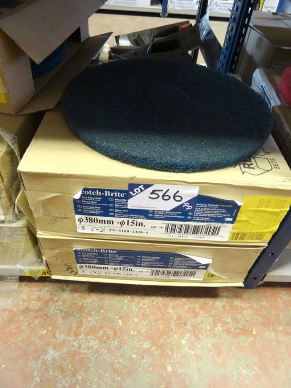 2 boxes (5 per box) 3M Scotch Brite 380mm floor cl...