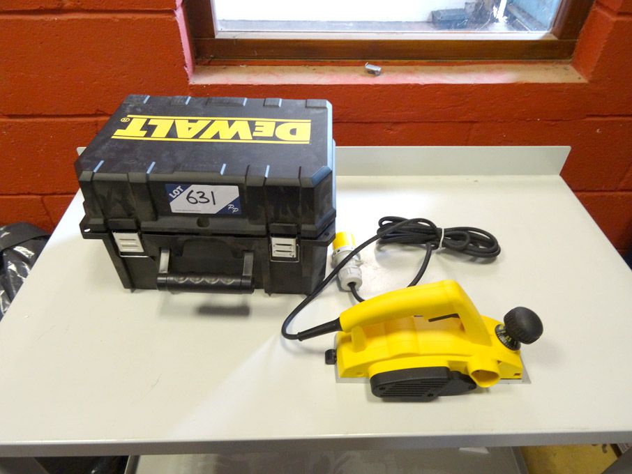 Dewalt DW680K planer, 110v, 600W, 15000rpm, 2.5mm...