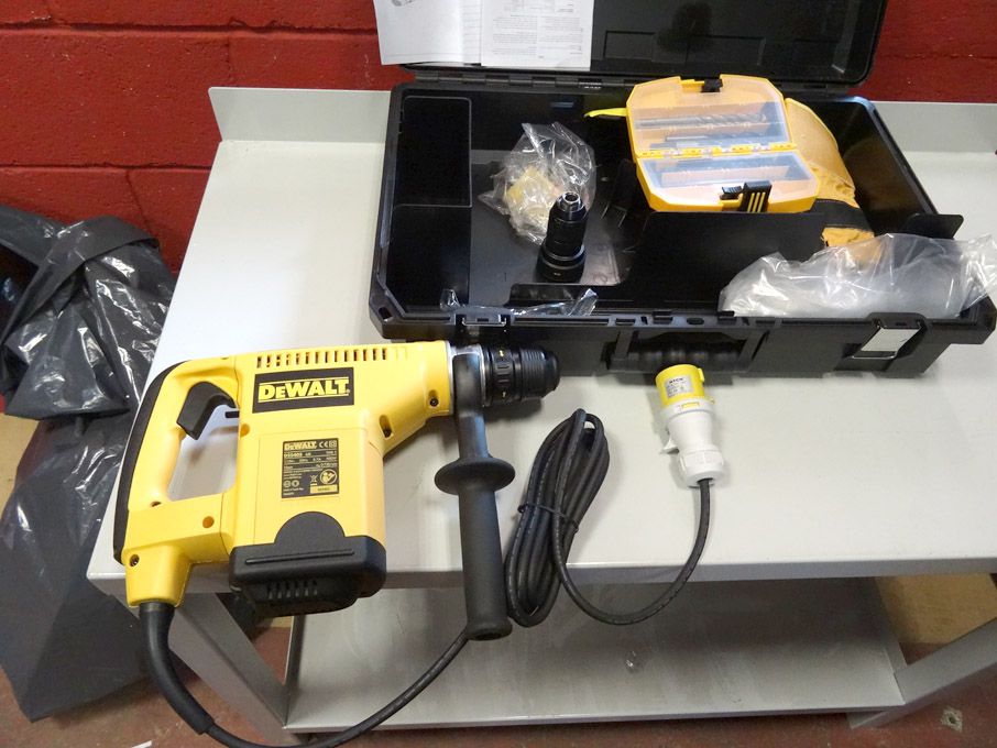 Dewalt D25403 heavy duty rotary hammer drill, 110v...
