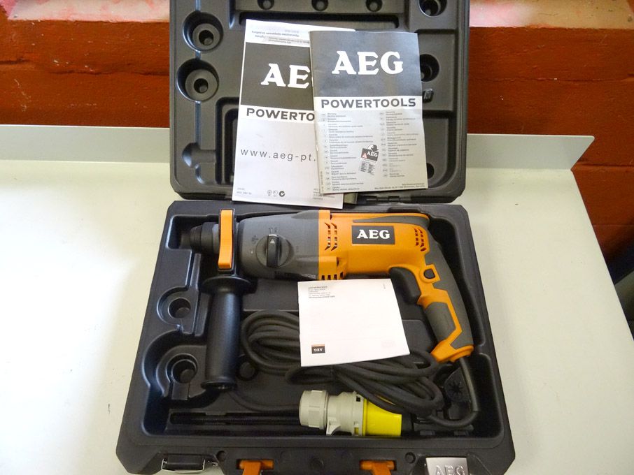 AEG KH24E impact hammer drill, 110v, 720W, 0-1500r...