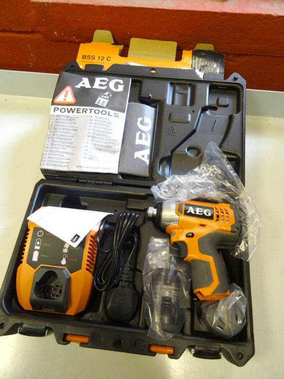 AEG BSS12C cordless impact screwdriver, 12v, 0-180...