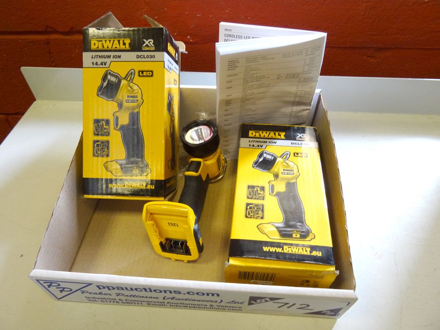 2x Dewalt DCL030 lithium 14.4v cordless LED torche...