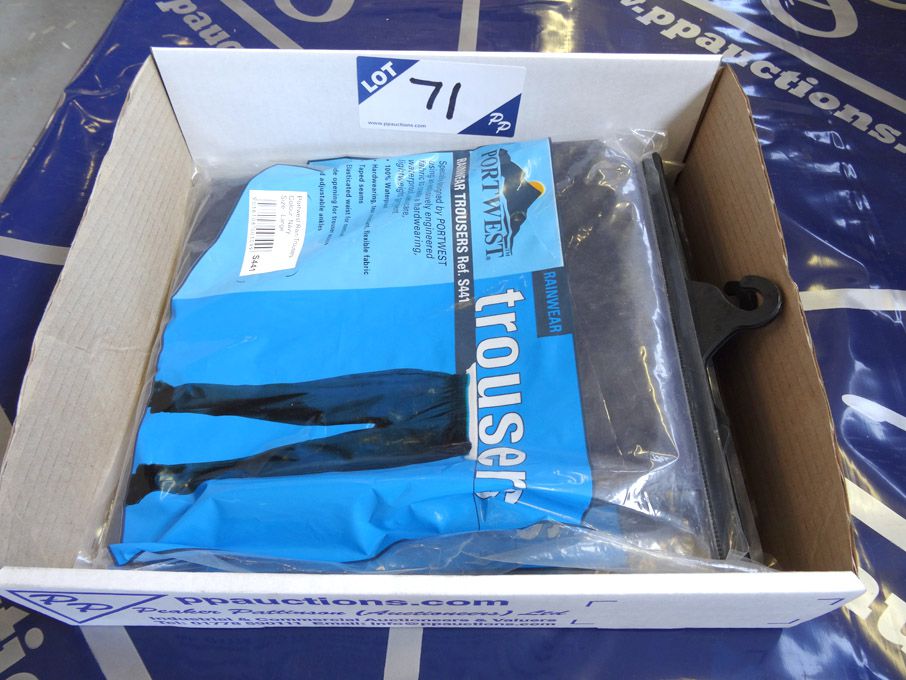 2x Portwest Rainwear large navy waterproof trouser...
