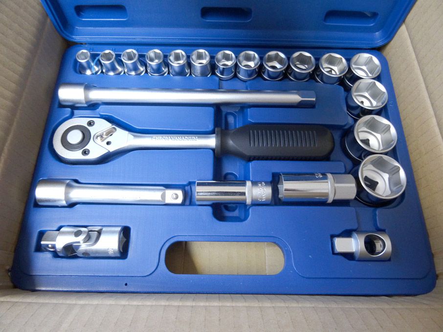 7 boxes 22 piece metric 1/2" drive socket sets to...
