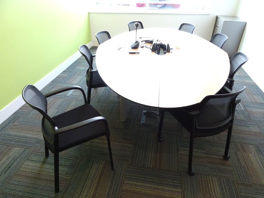 Ahrend maple 3000x1800mm curved 4 section meeting...