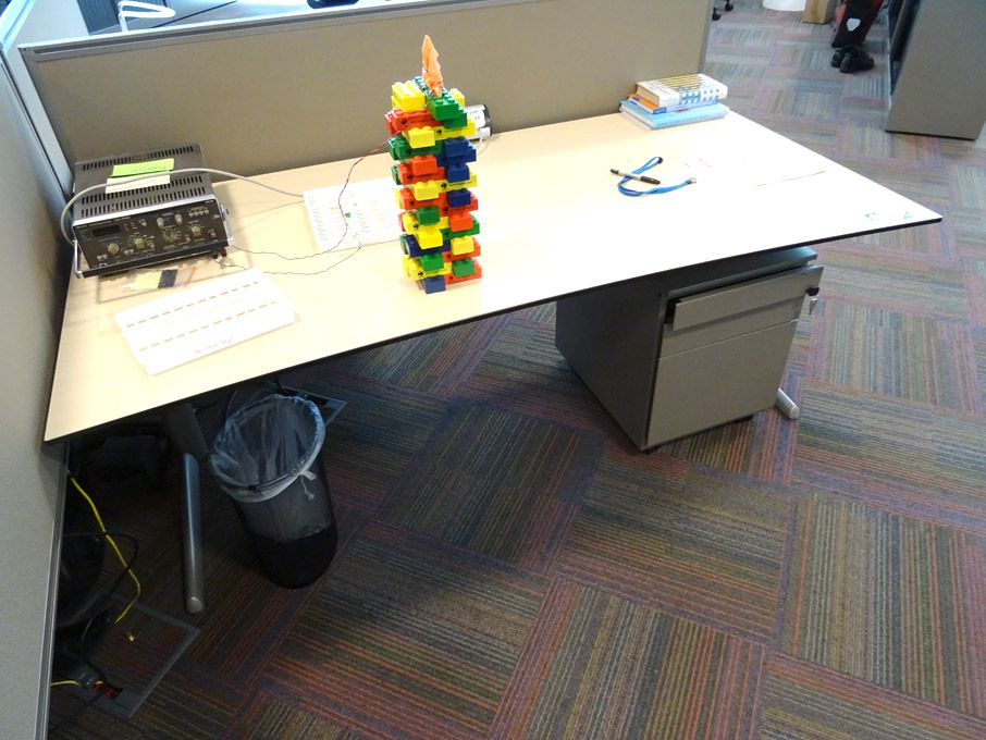 Ahrend 2 section 1800x900mm maple office desks, pa...