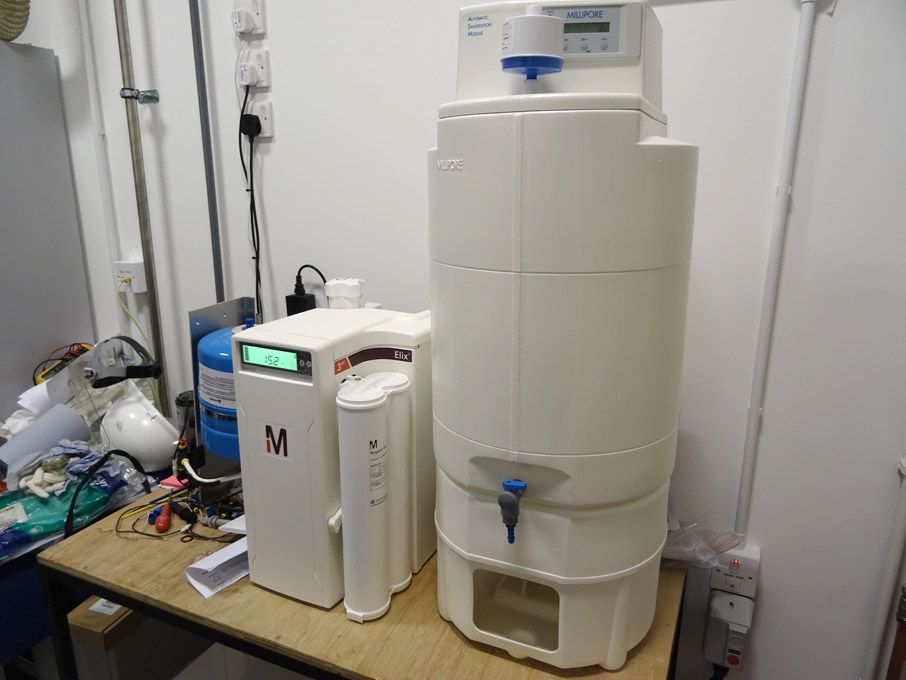 Millpore Elix Essential 3UV water purification sys...