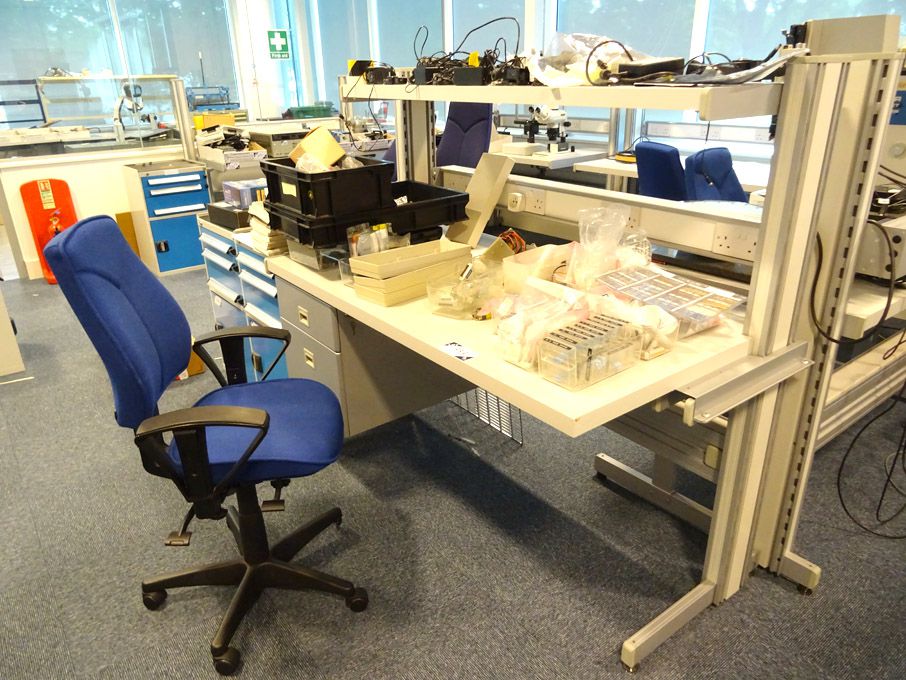 Kaymar 1450x800mm electronics workbench with built...