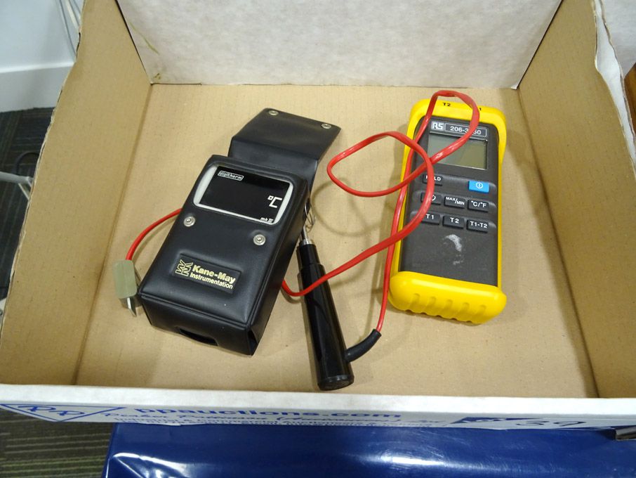 RS Components 206-3750 thermocouple, Kane-May Digi...