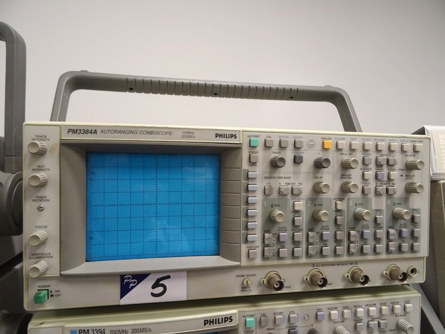 Philips PM 3384A 100MHz 4 channel autoranging comb...