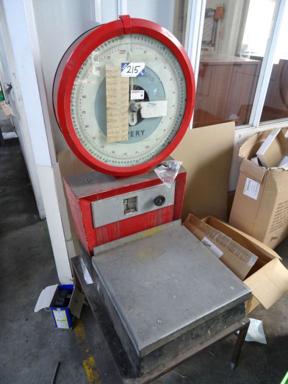 Avery 100kg capacity platform scales, 540x500mm pl...